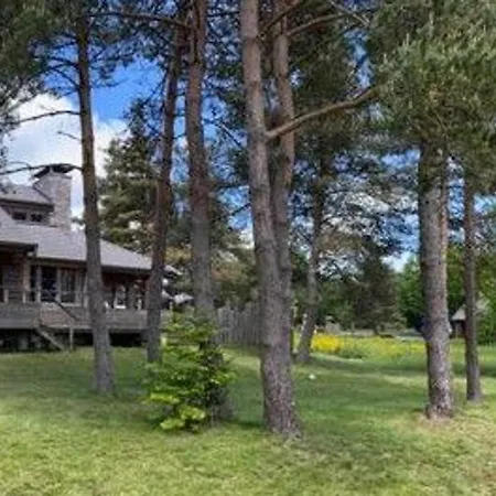 Luxe Et Detente : Avec Privatif Et Acces Piscine, Golf, Et Aire De Jeux. - Fr-1-582-39 Country house Le Chambon-sur-Lignon
