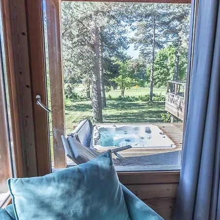 Luxe Et Detente : Avec Privatif Et Acces Piscine, Golf, Et Aire De Jeux. - Fr-1-582-39 * Le Chambon-sur-Lignon