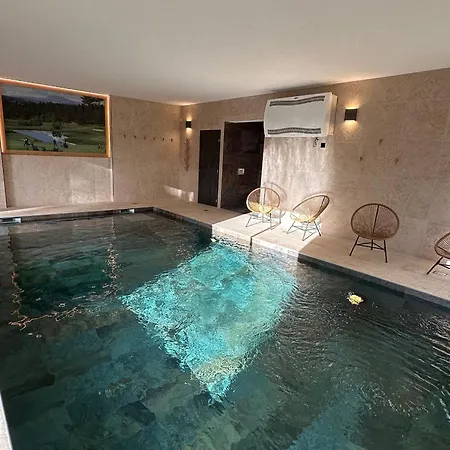 Luxe Et Detente : Avec Privatif Et Acces Piscine, Golf, Et Aire De Jeux. - Fr-1-582-39 *