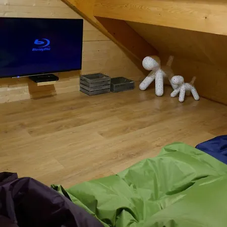 Luxe Et Detente : Avec Privatif Et Acces Piscine, Golf, Et Aire De Jeux. - Fr-1-582-39 * Шамбон-сюр-Линьон